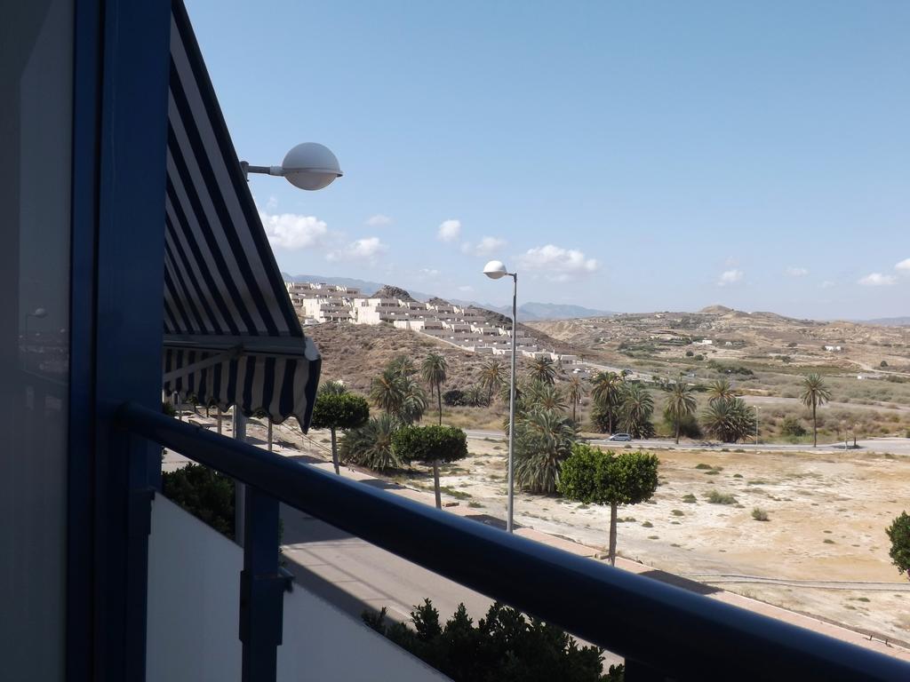 Duplex En Garrucha Con Parking Apartment Bilik gambar
