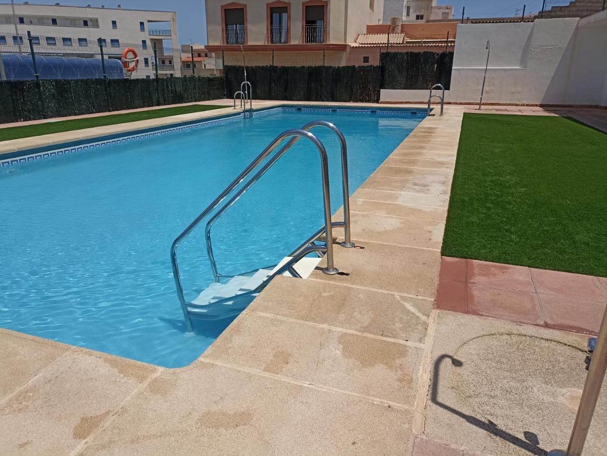 Duplex En Garrucha Con Parking Apartment Luaran gambar