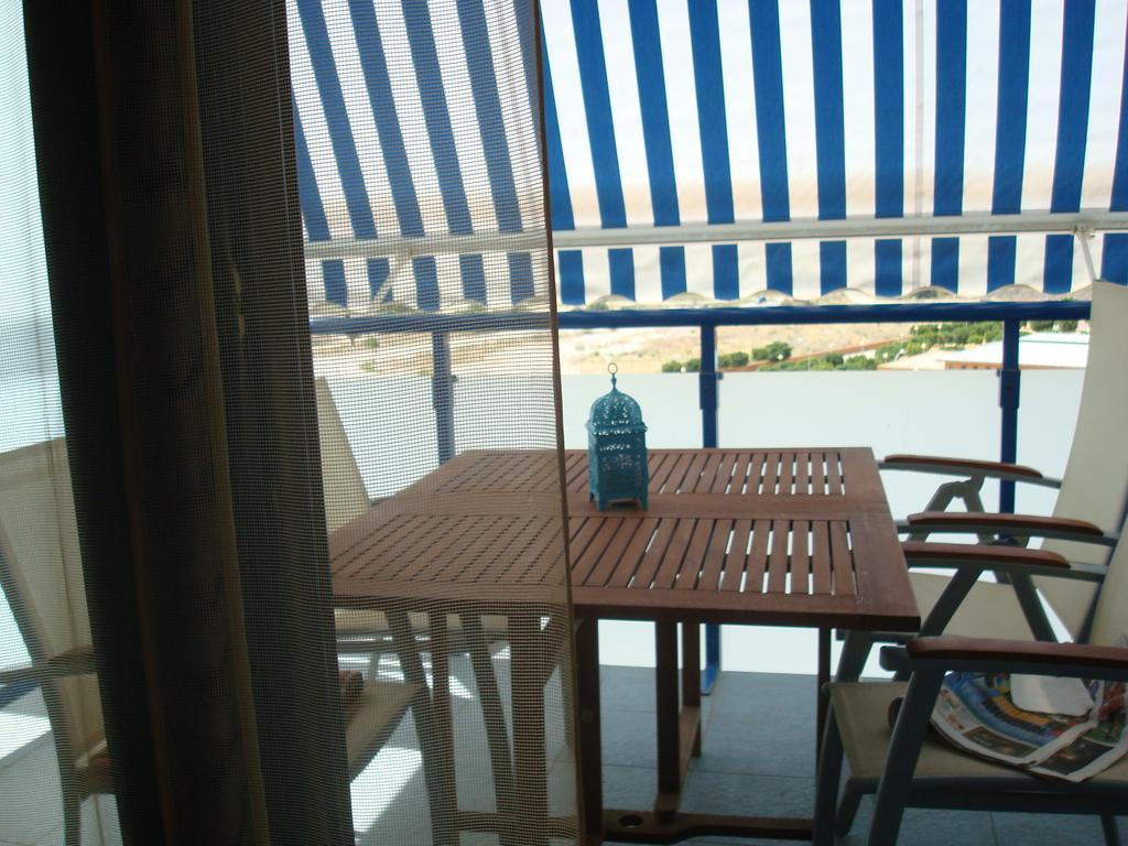 Duplex En Garrucha Con Parking Apartment Bilik gambar